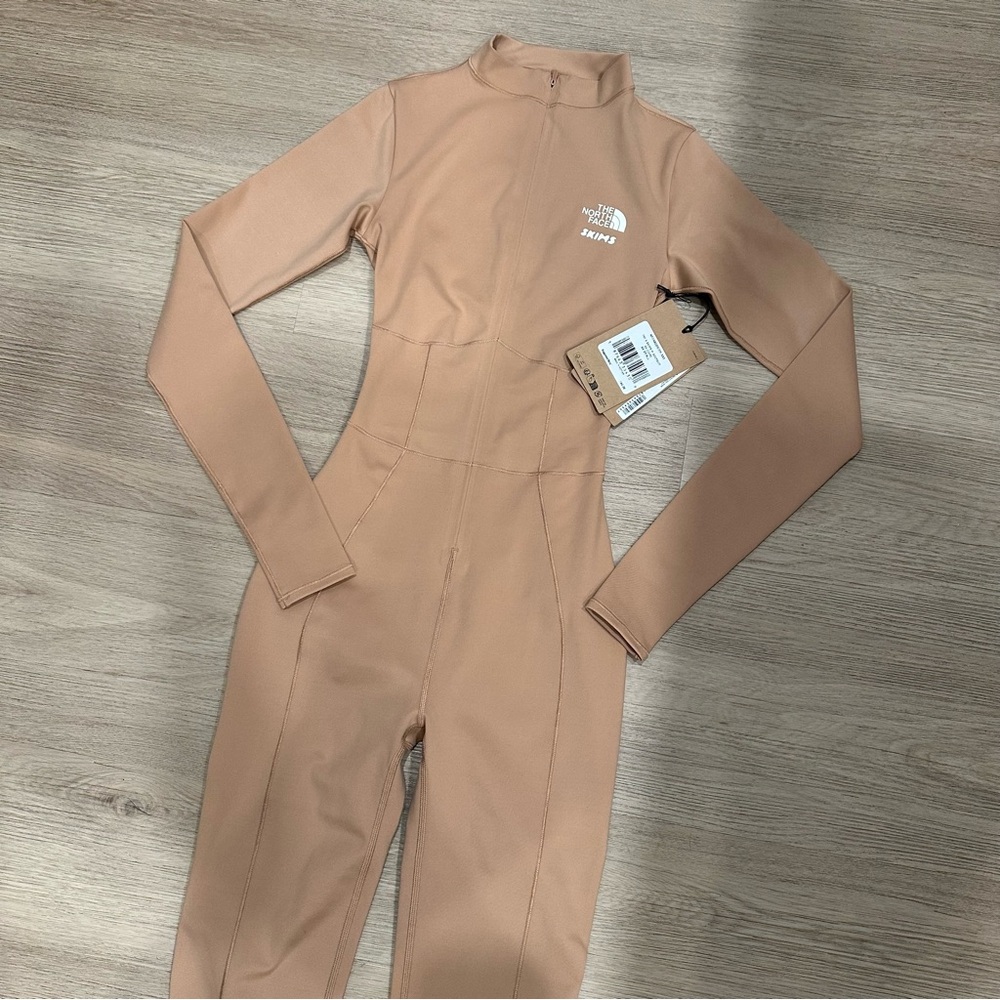 Skims x The North Face Women's Refina Bodysuit XXS in Ochre